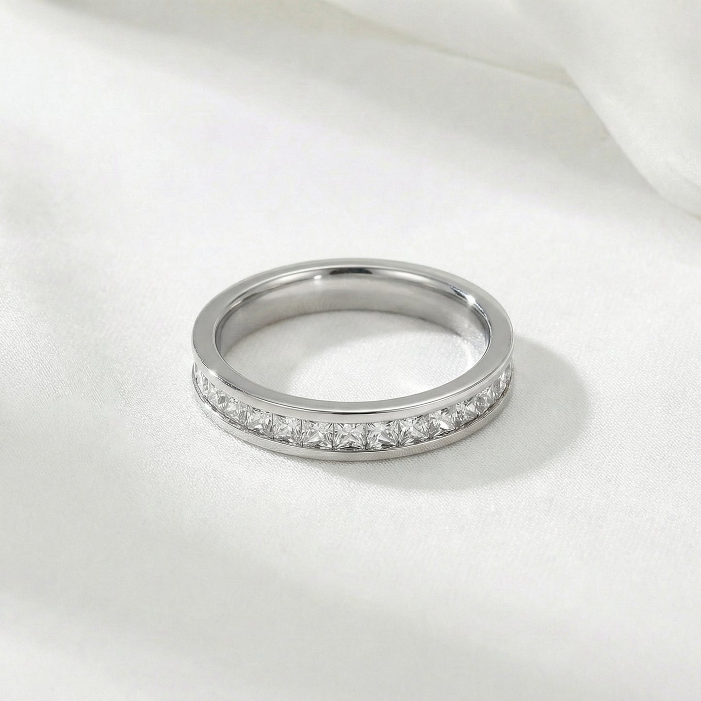 Crystal Line Ring